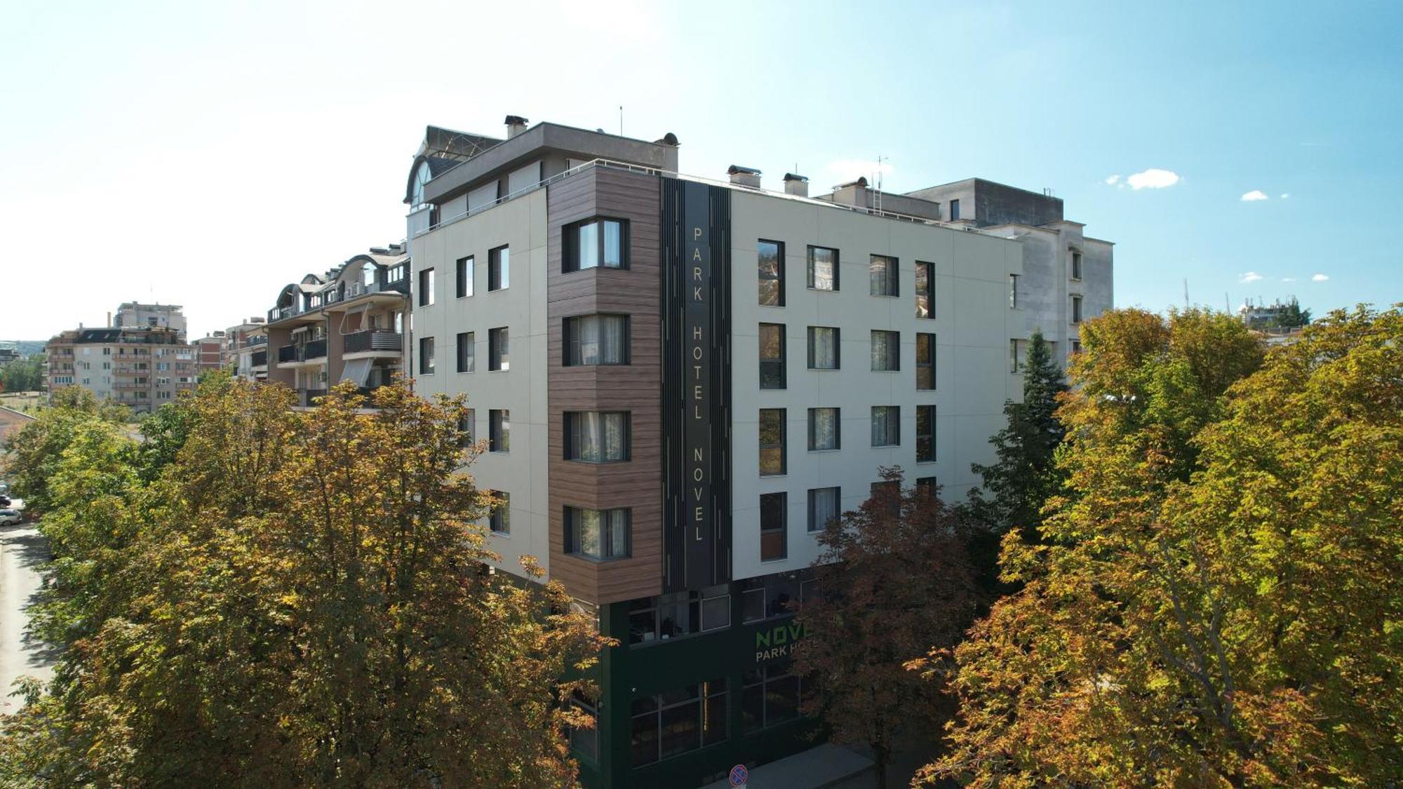 Park Novel Hotel 2*