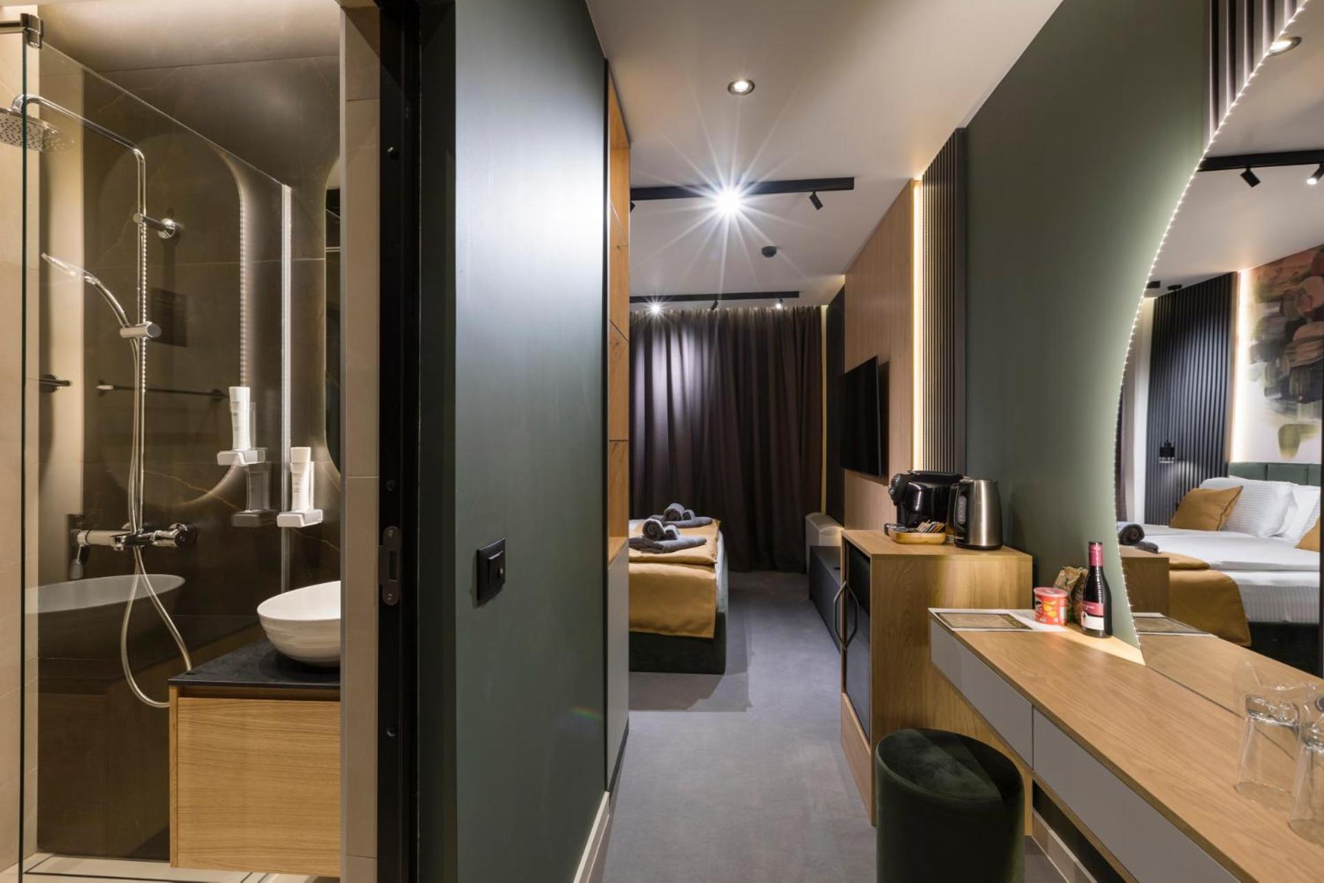 Park Novel Hotel 2*